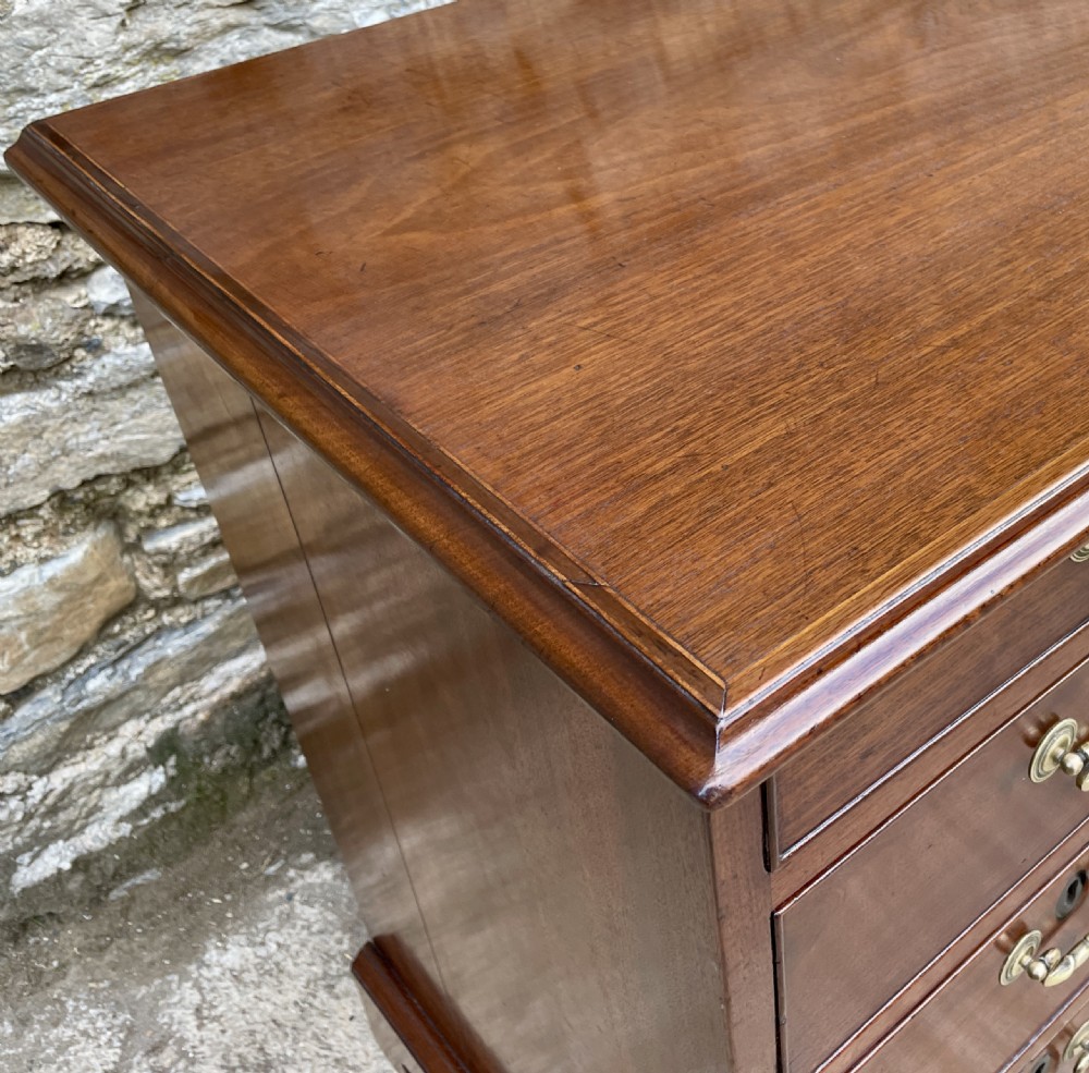 Antique Georgian Mahogany Kneehole Dressing Table View XI