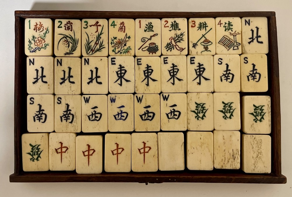 Antique Bone & Bamboo Mahjong Set View III