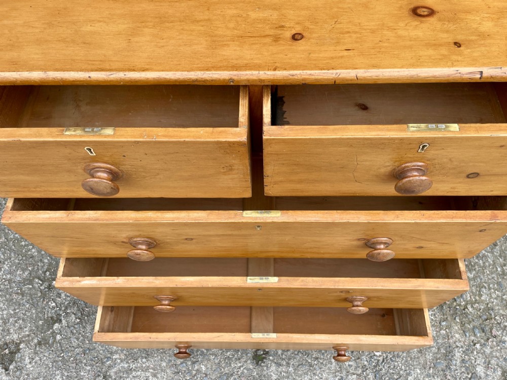 Large Victorian Pine Chest of Drawers View XII