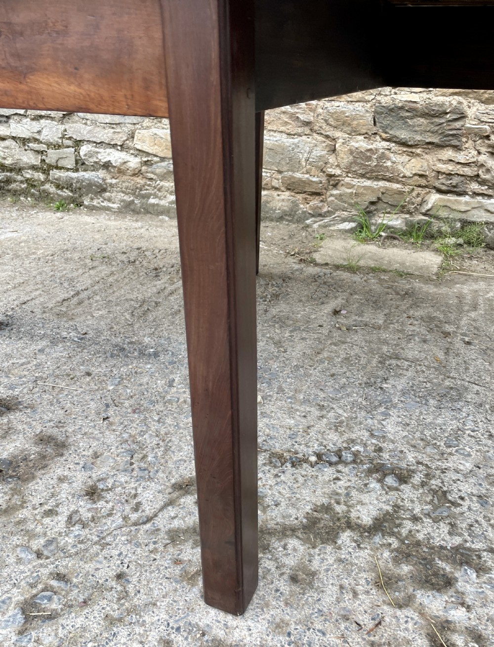 George III Mahogany Gateleg Dining Table View XVII