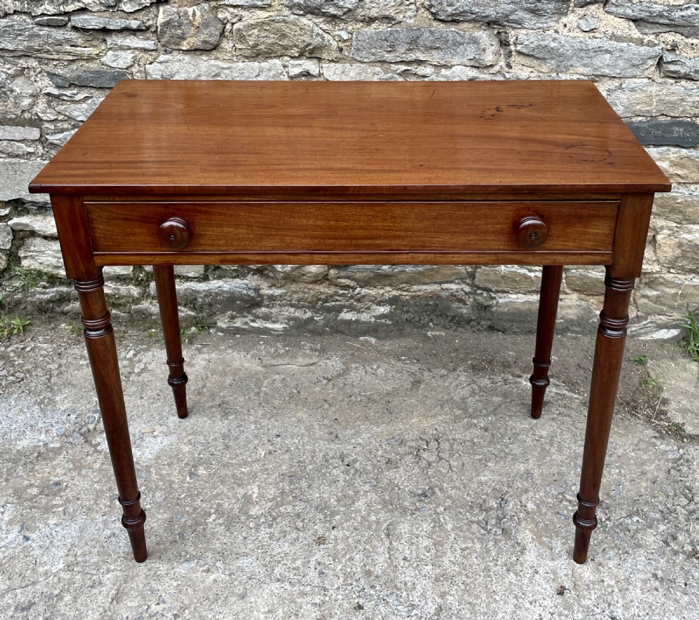 Late Georgian Mahogany Side Table