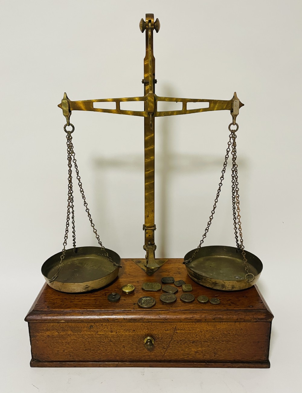 Antique De Grave Apothecary Scales