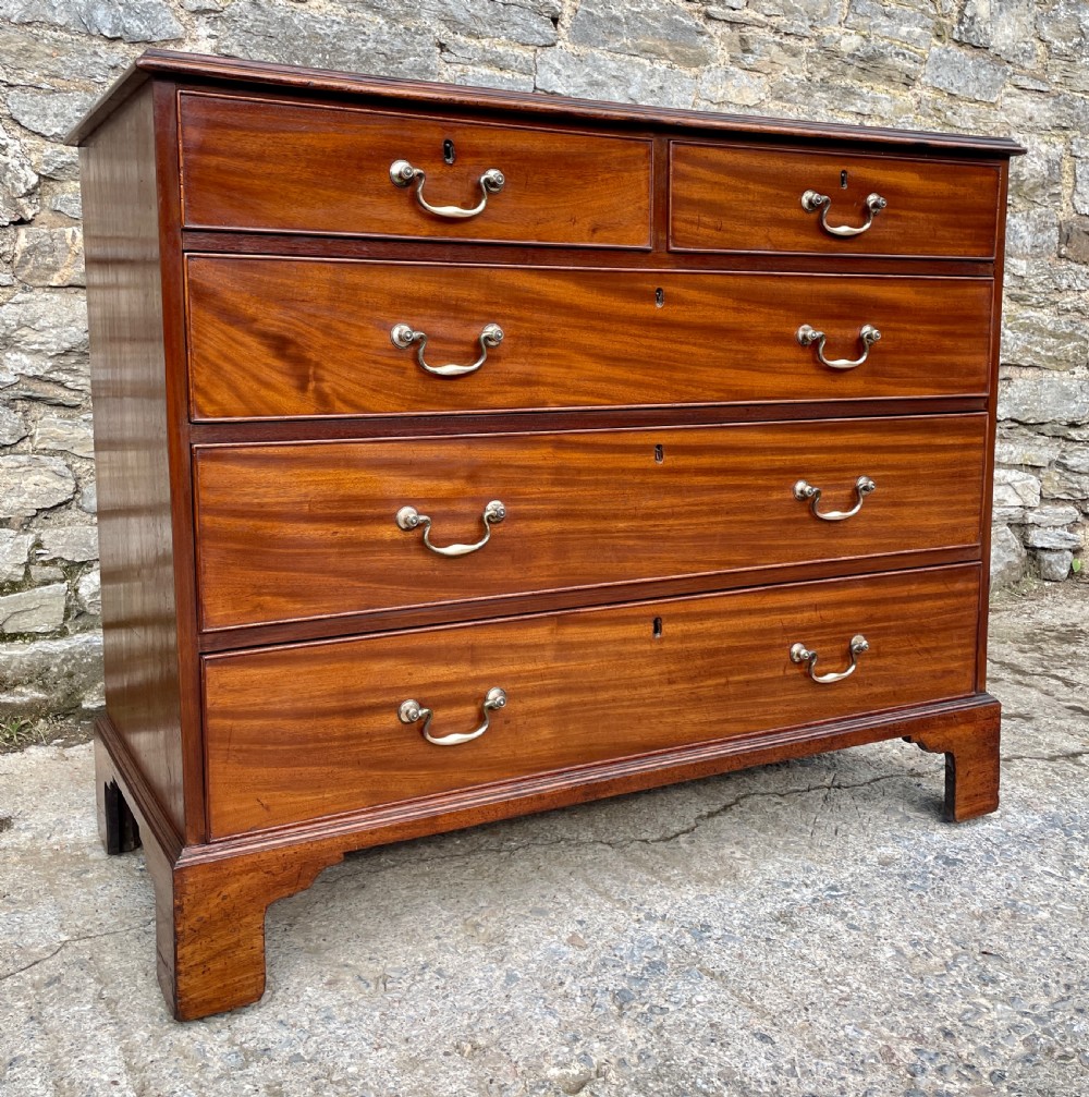 Large Georgian Mahogany Chest of Drawers View XII