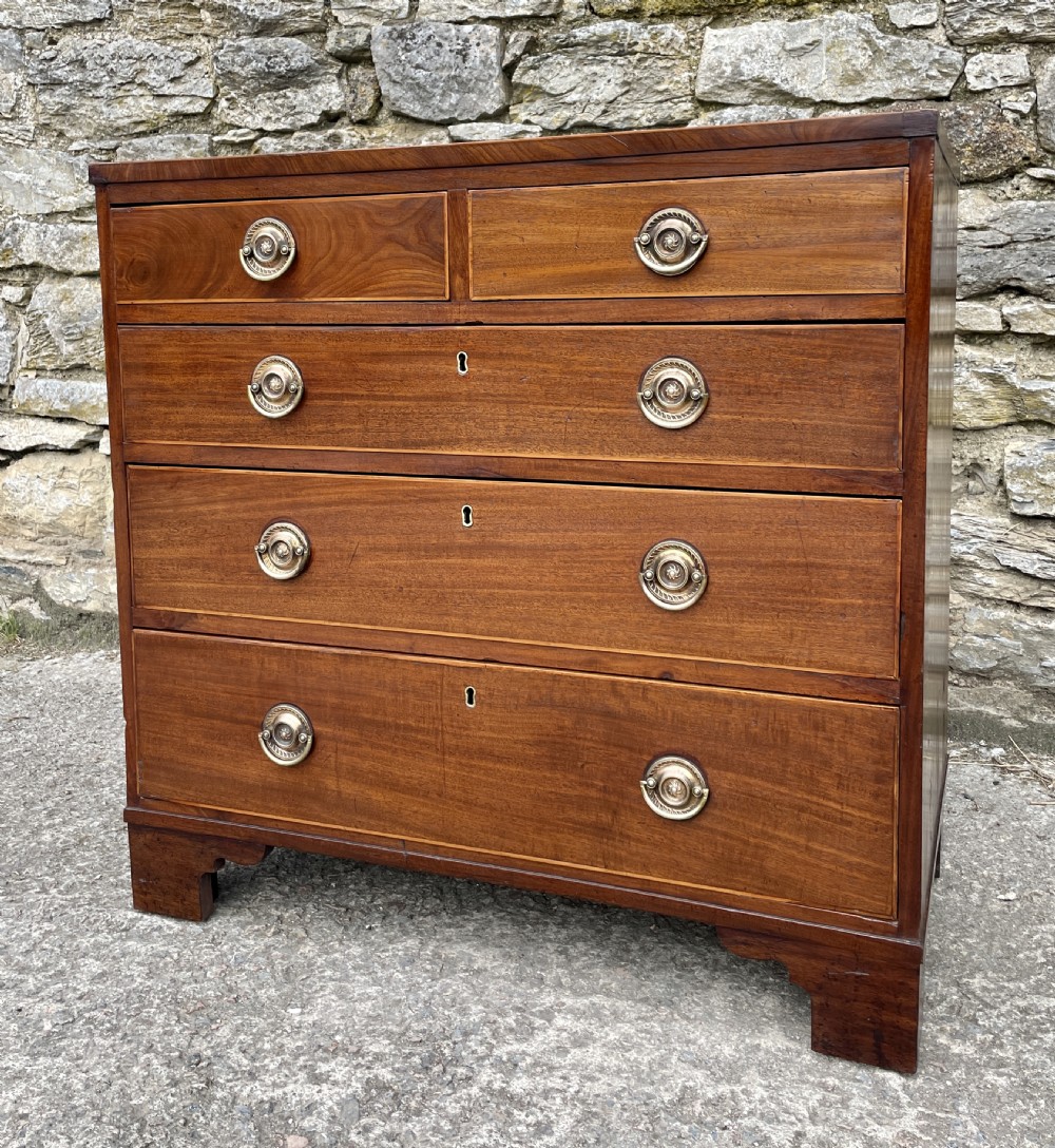 Small Georgian Mahogany Chest of Drawers View XIV