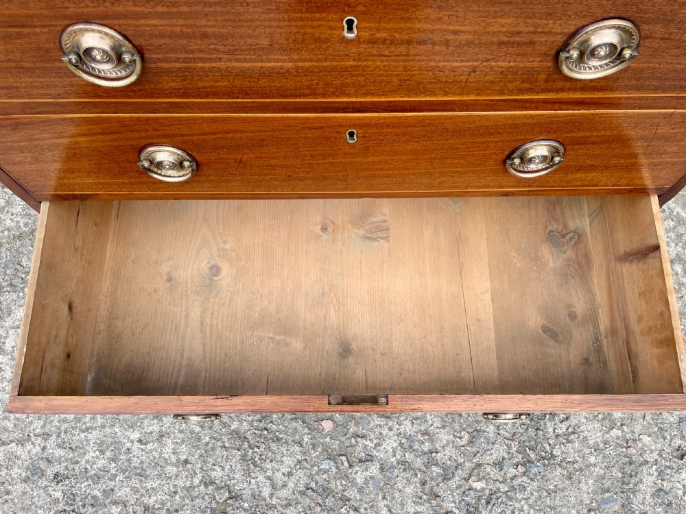 Small Georgian Mahogany Chest of Drawers View XVI