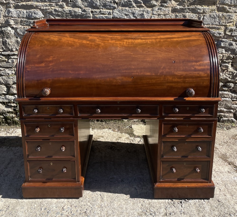 Victorian Mahogany Cylinder Roll Top Desk
