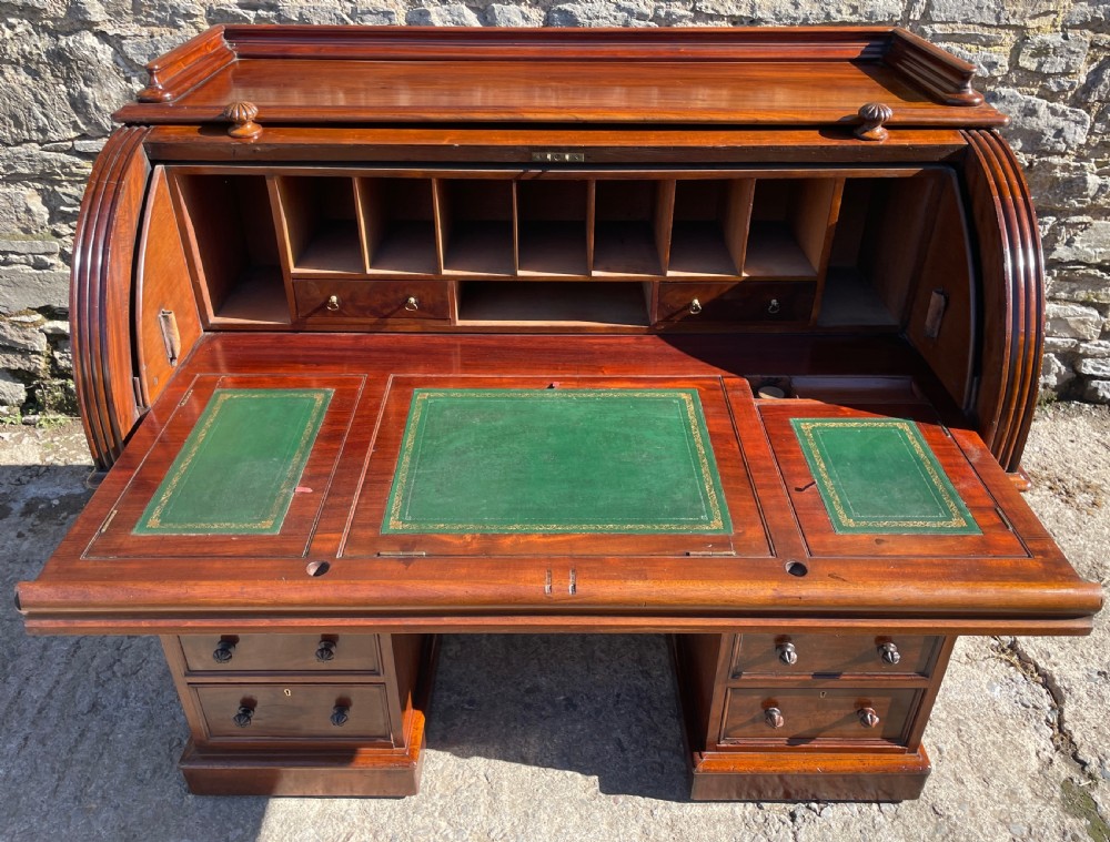 Victorian Mahogany Cylinder Roll Top Desk View XIV
