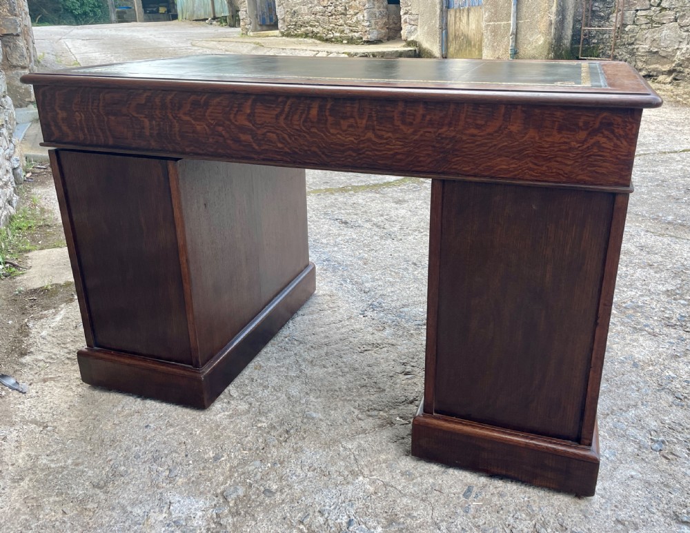 Victorian Oak Pedestal Desk View XXVII