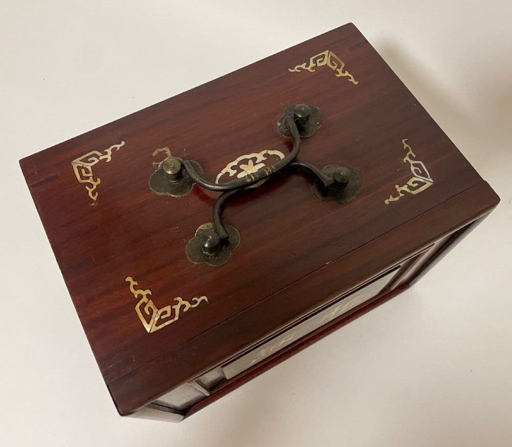 Vintage Bone & Bamboo Mahjong Set View IX
