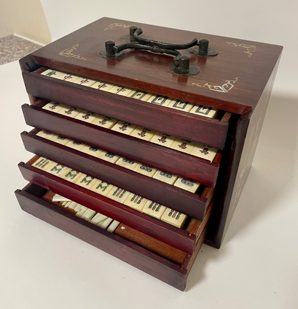 Vintage Bone & Bamboo Mahjong Set View XI