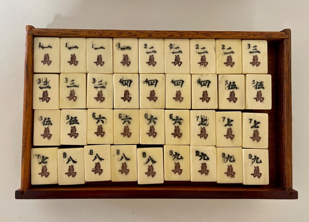 Vintage Bone & Bamboo Mahjong Set View XIII