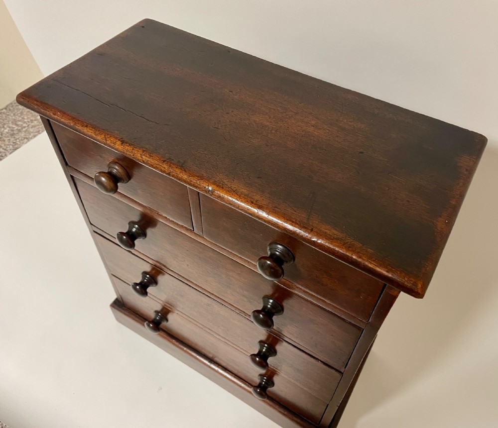 Victorian Mahogany Apprentice Chest of Drawers View XVI