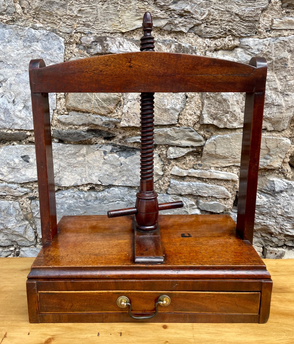 Georgian Mahogany Flower Press