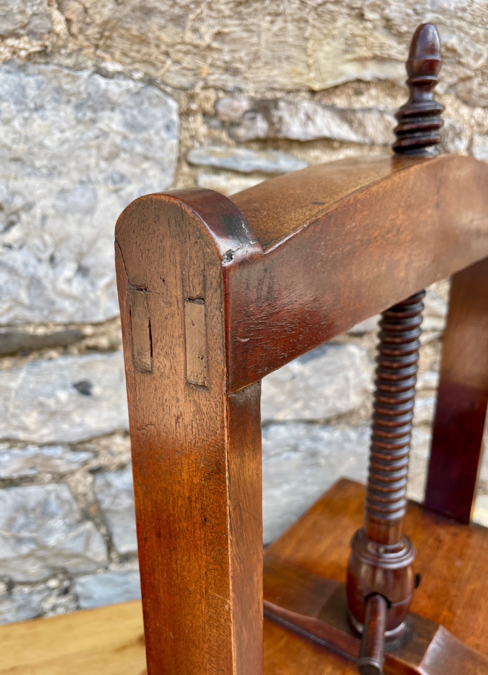 Georgian Mahogany Flower Press View XVI