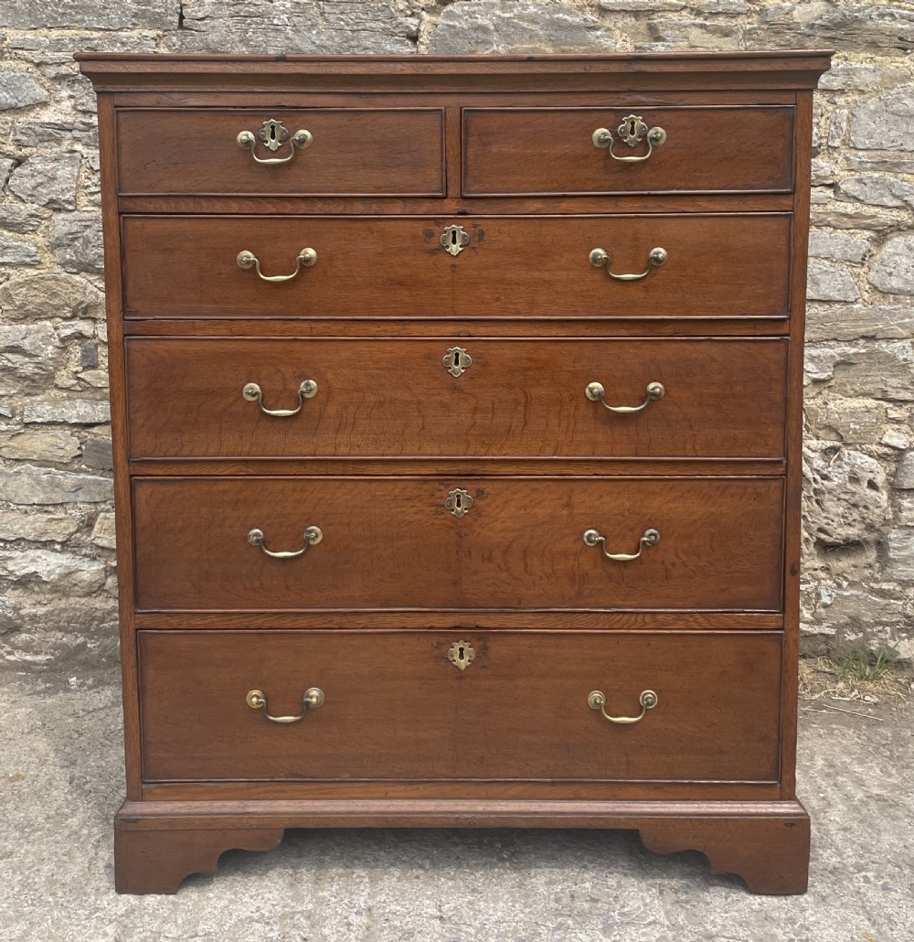 Large Georgian Oak Chest of Drawers