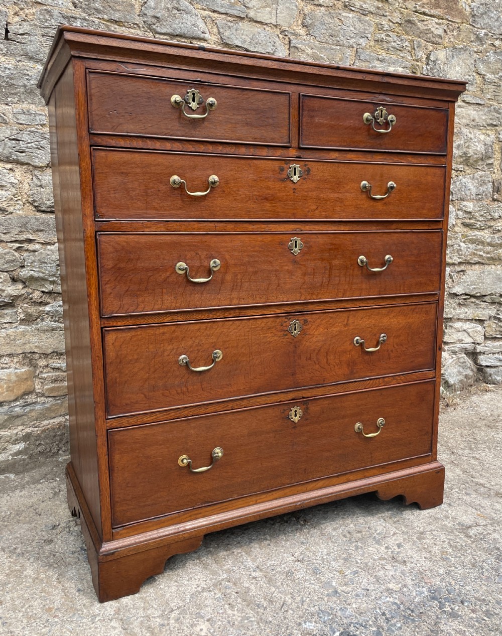 Large Georgian Oak Chest of Drawers View XII