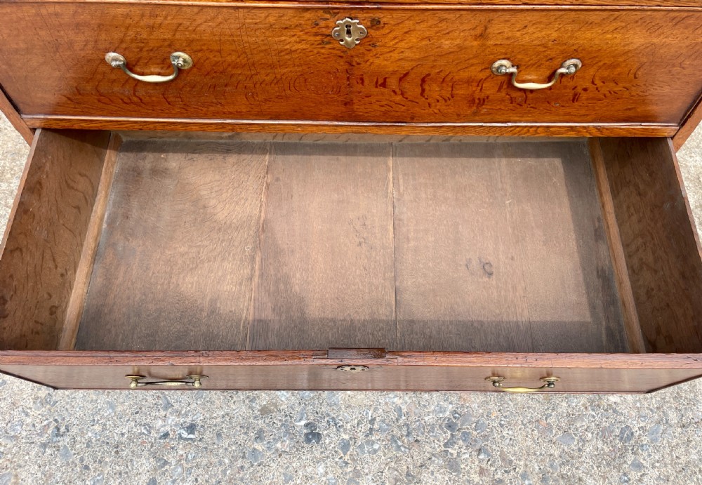 Large Georgian Oak Chest of Drawers View XIV