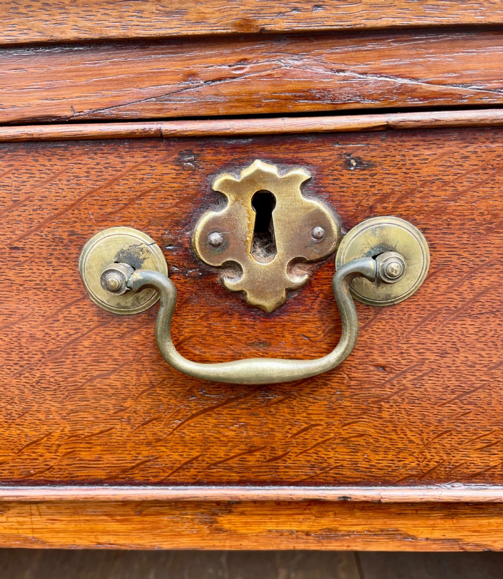 Large Georgian Oak Chest of Drawers View XVI