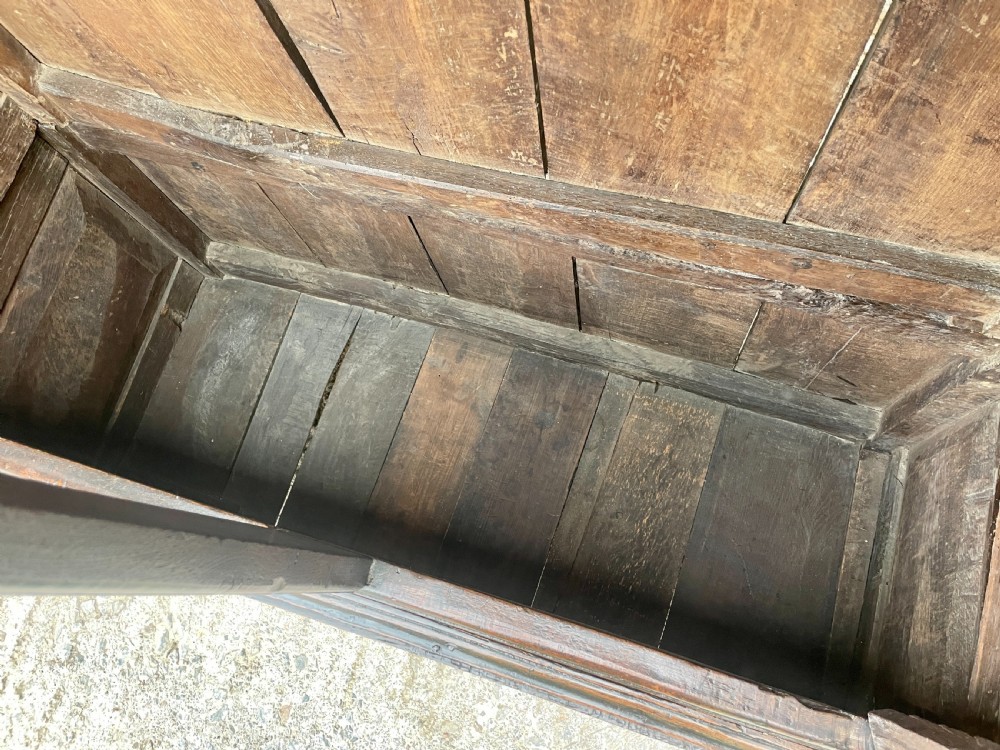 Early 18th Century Oak Livery Cupboard View XIX