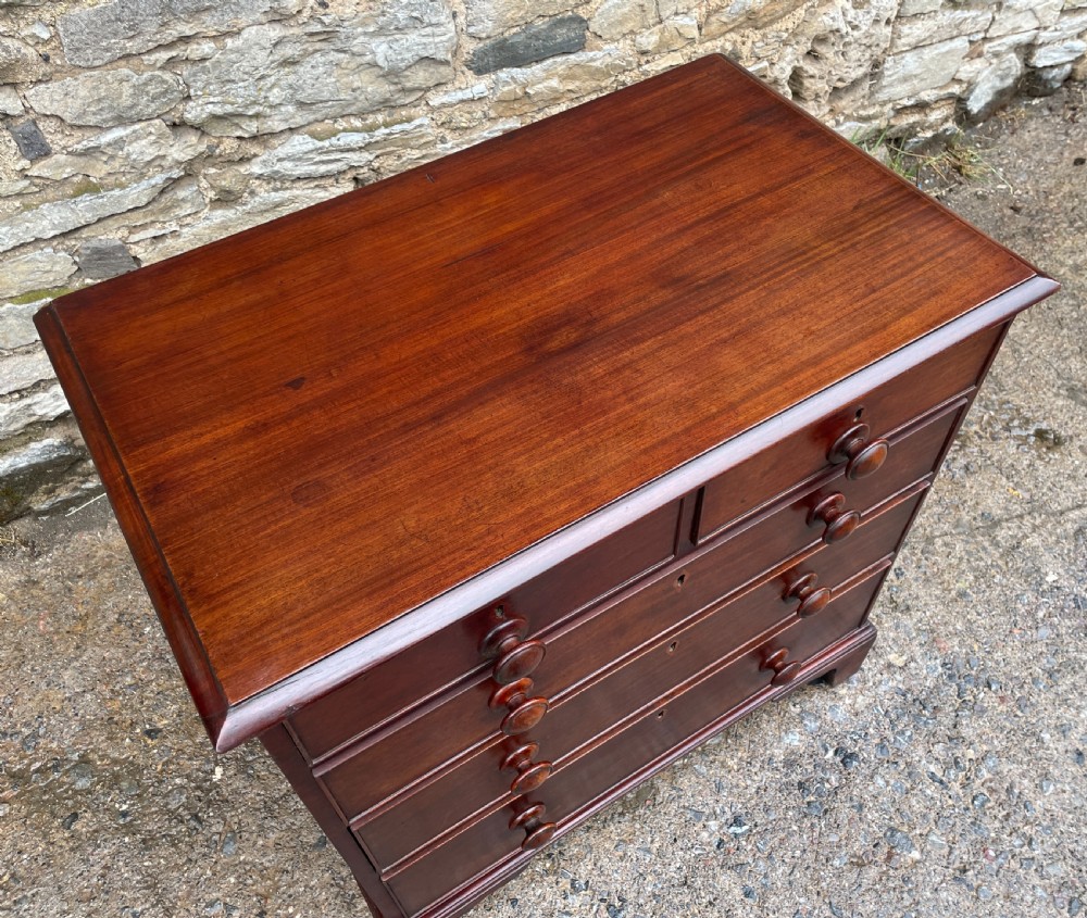 Small Georgian Mahogany Chest of Drawers View XII