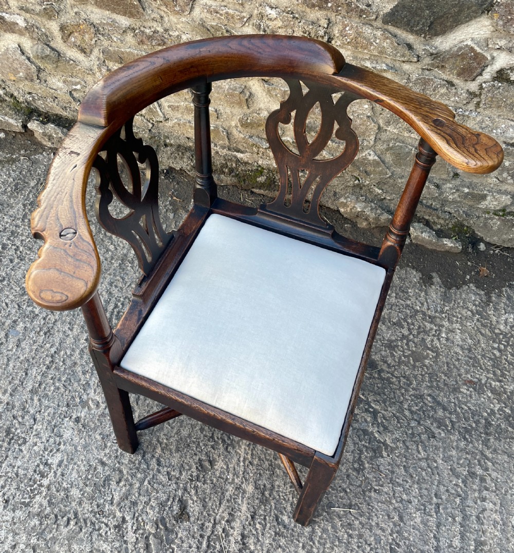 Georgian Elm and Oak Country Corner Chair View XIII