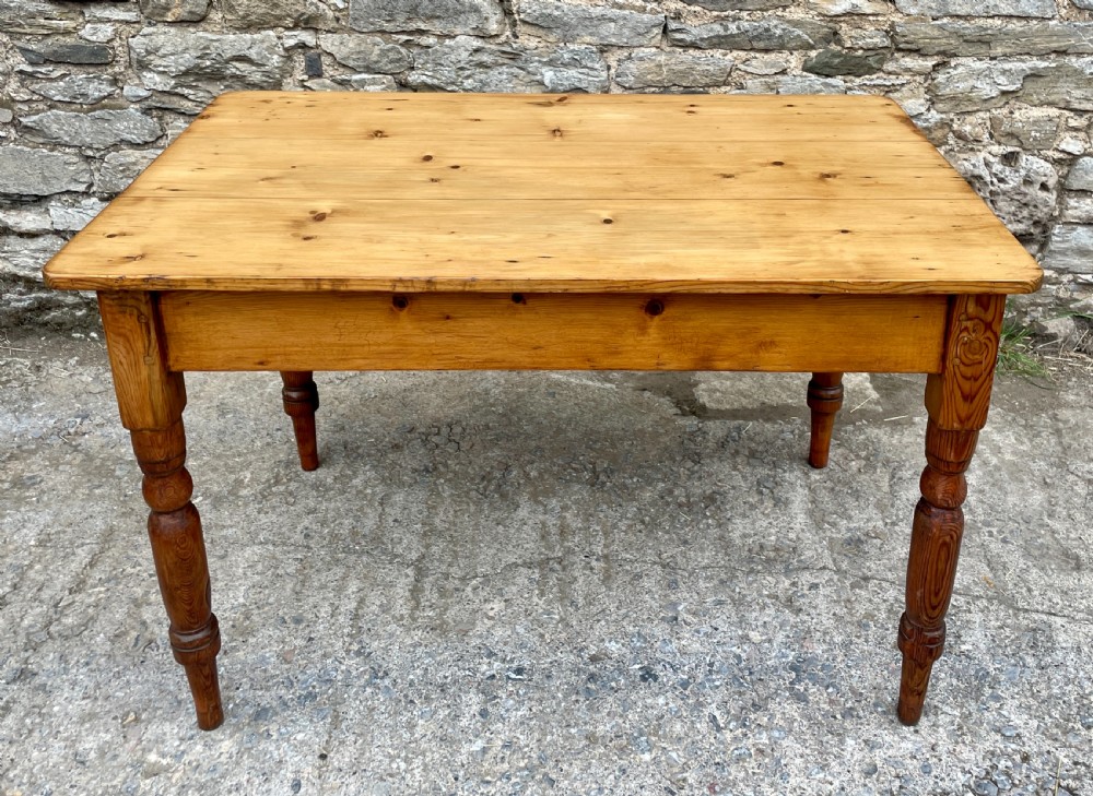 Victorian Pine Farmhouse Table