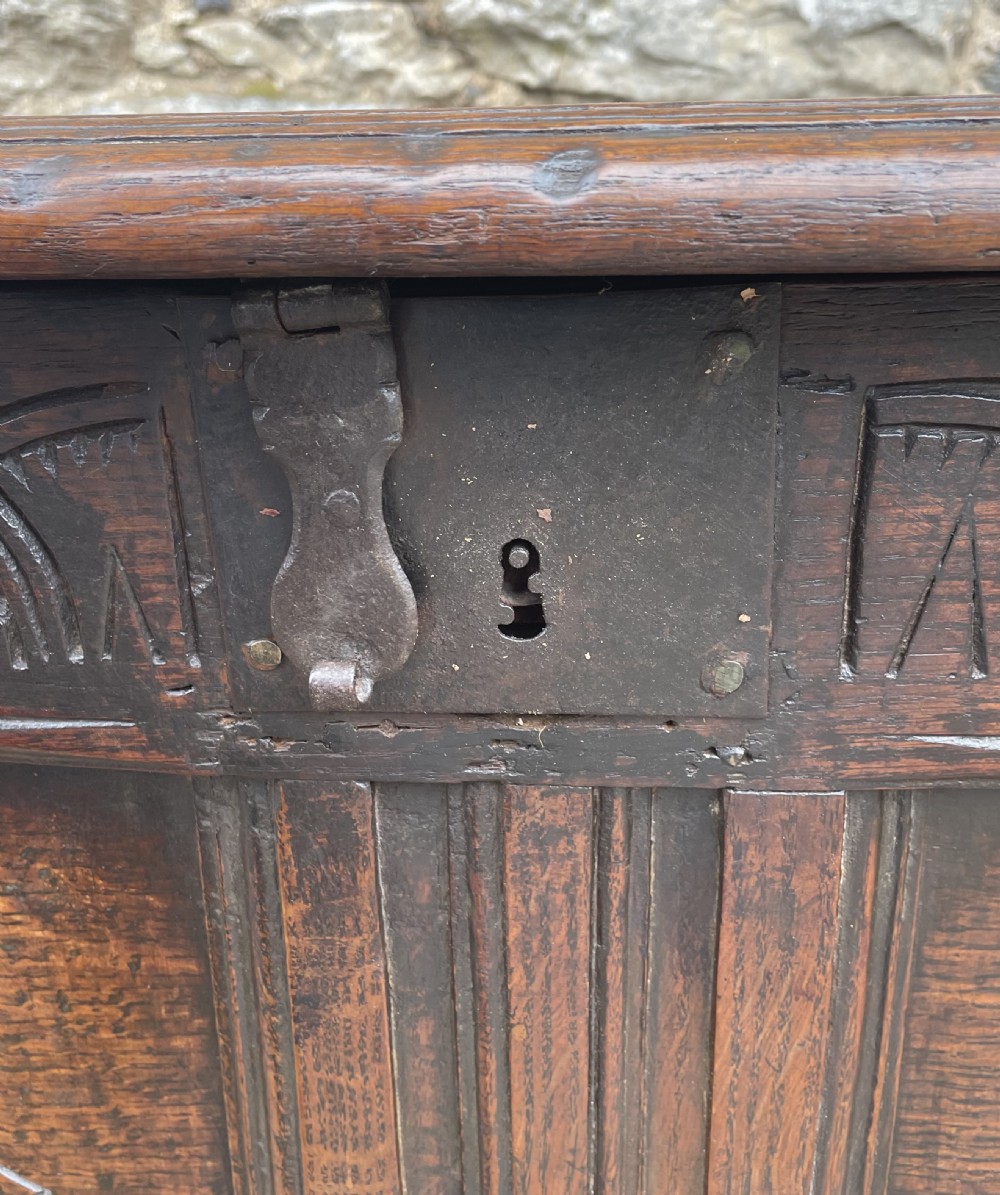18th Century Oak Coffer View VIII