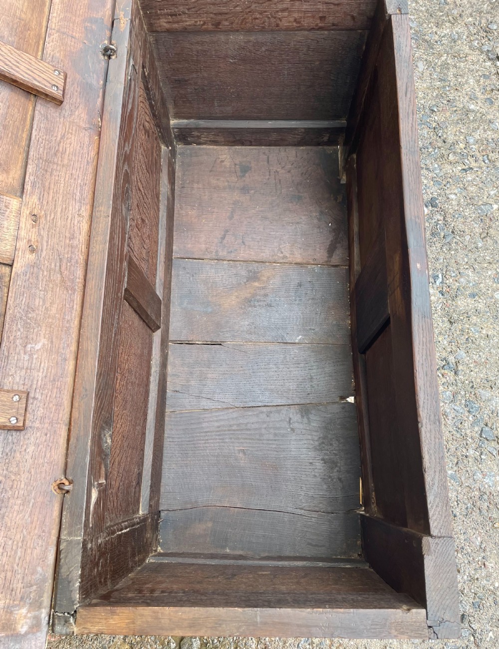 18th Century Oak Coffer View XIII