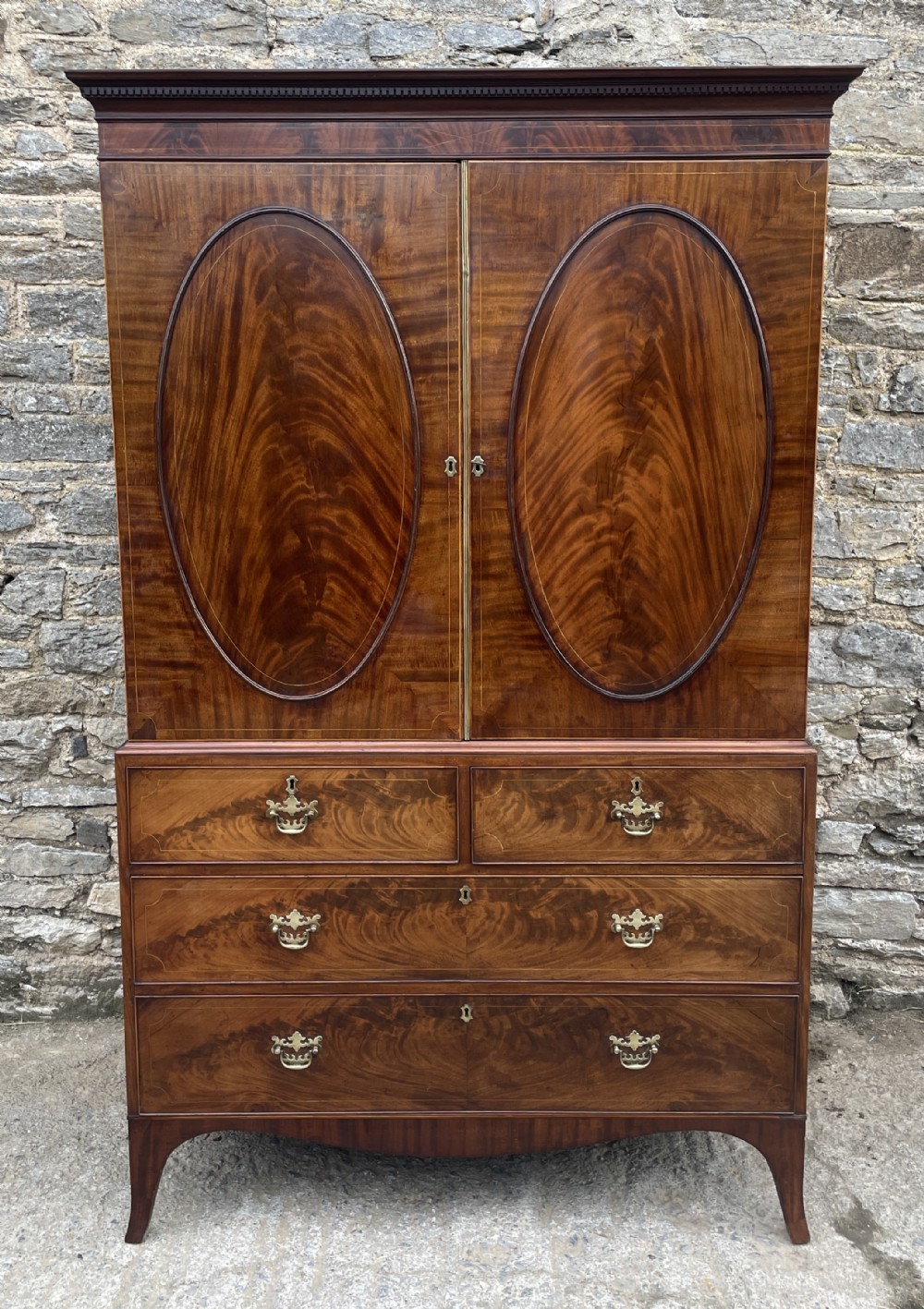 Georgian Mahogany Linen Press