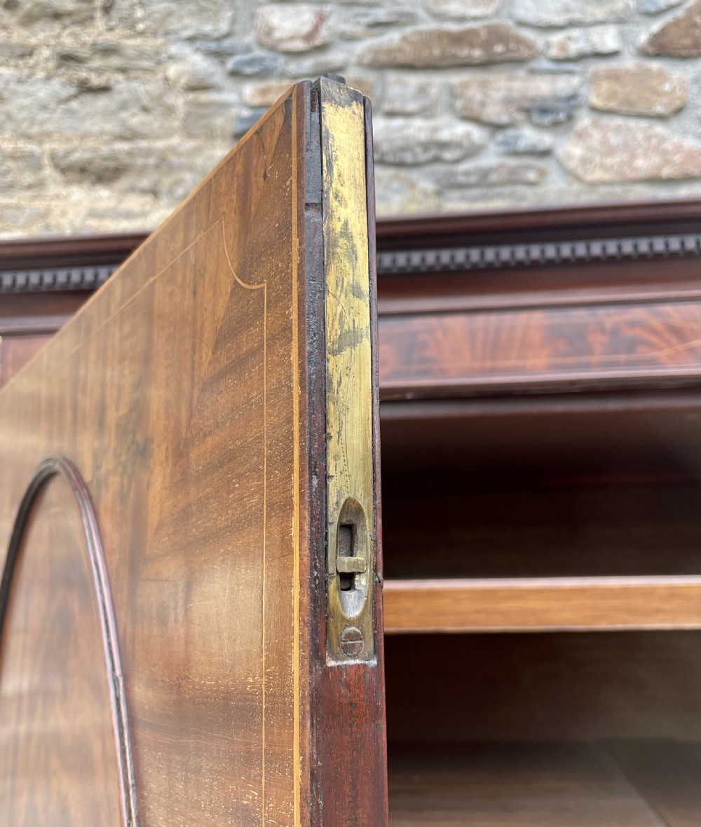 Georgian Mahogany Linen Press View XXVI