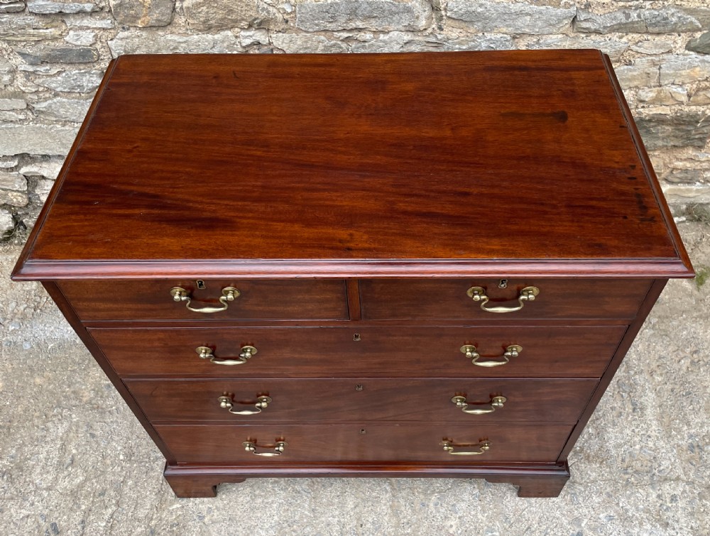 Georgian Mahogany Chest of Drawers View X