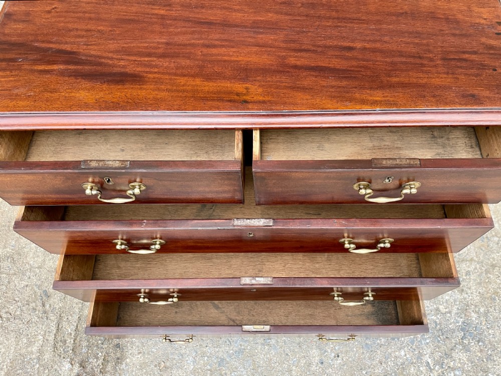 Georgian Mahogany Chest of Drawers View XIV