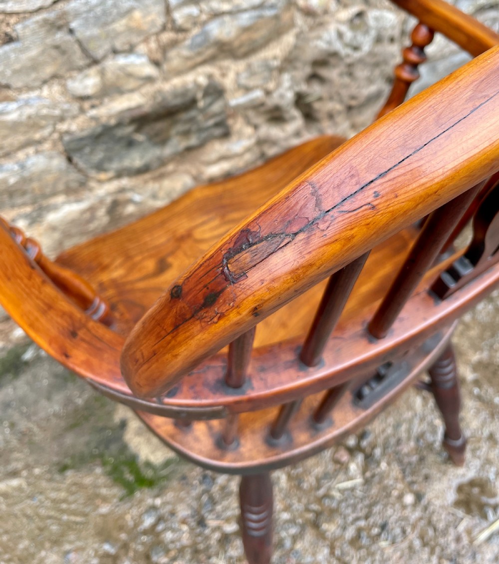 Antique Yew Wood and Elm Windsor Chair View V
