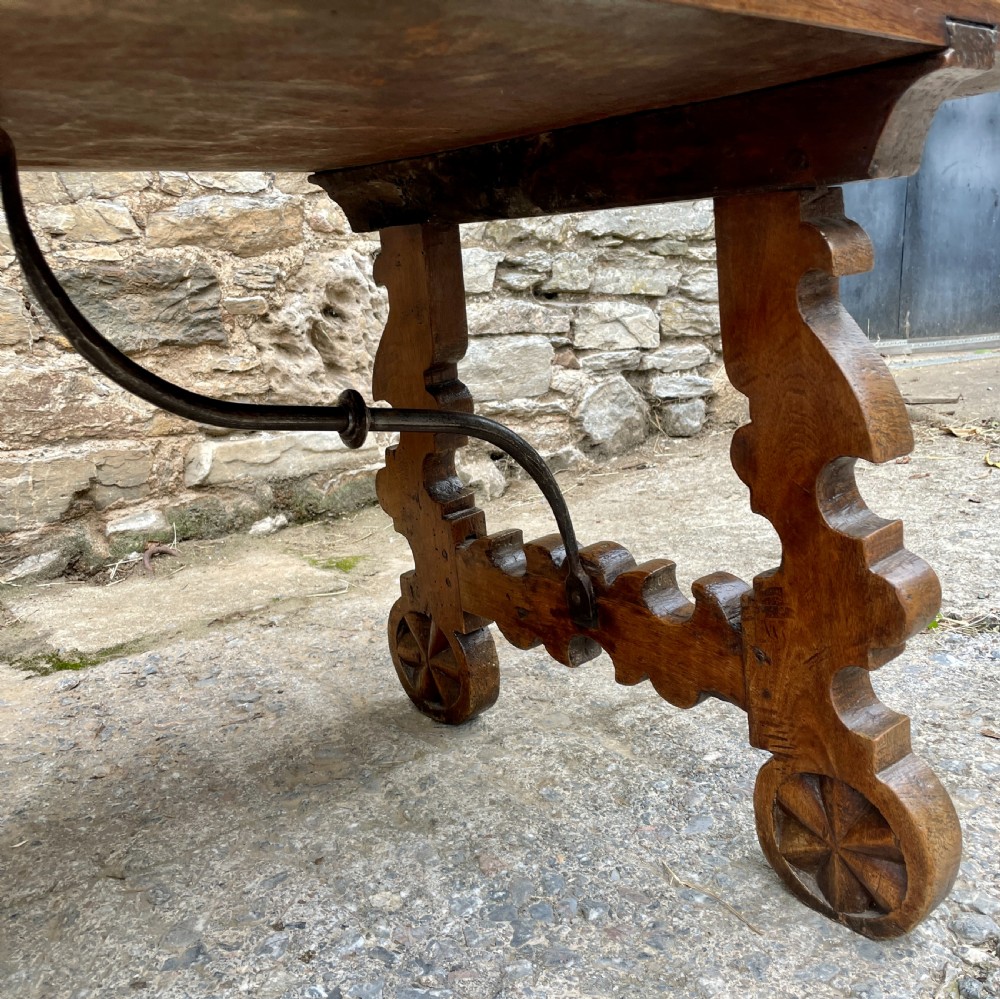 18th Century Spanish Walnut Table View XVIII