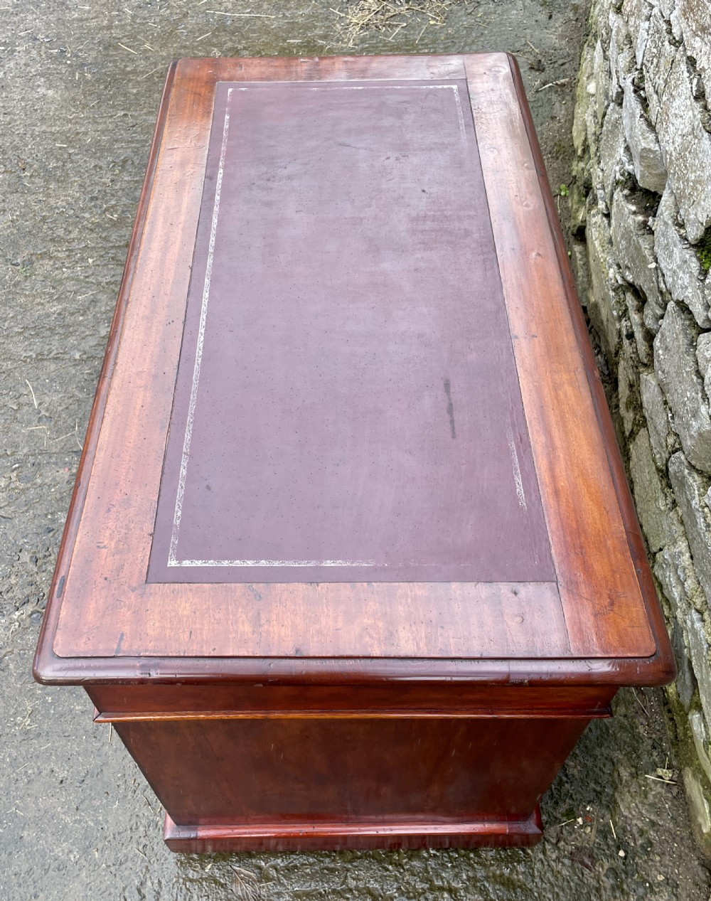 Victorian Mahogany Pedestal Desk View VII