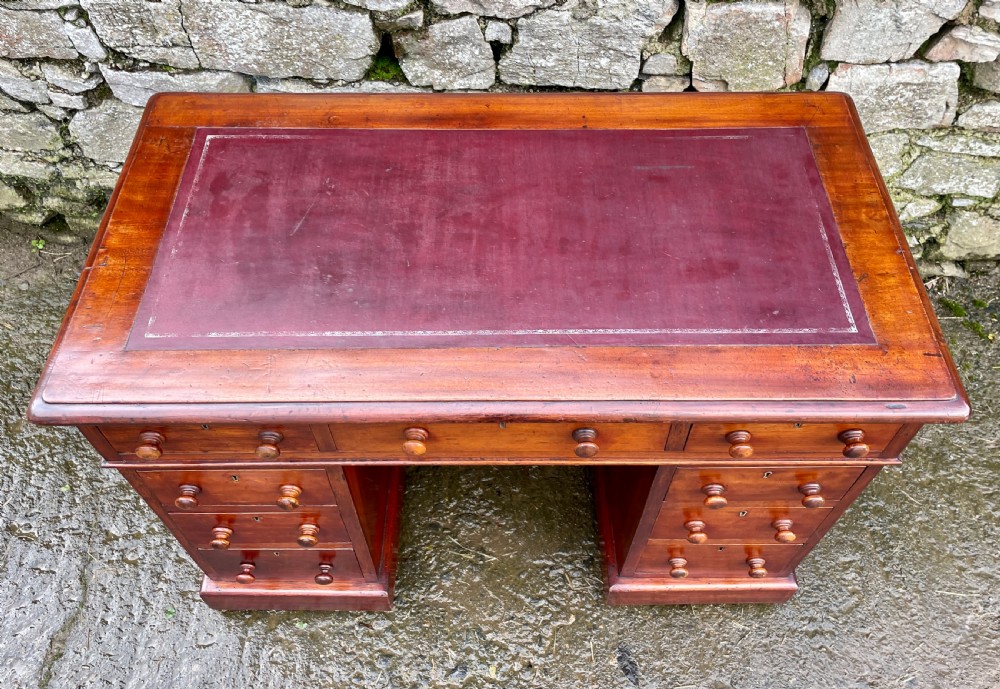 Victorian Mahogany Pedestal Desk View XVII