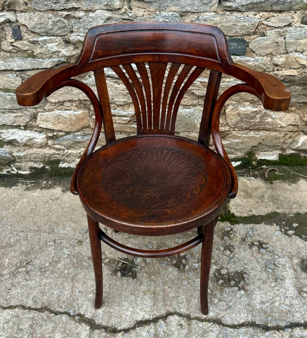 Antique Thonet Bentwood Chair View II