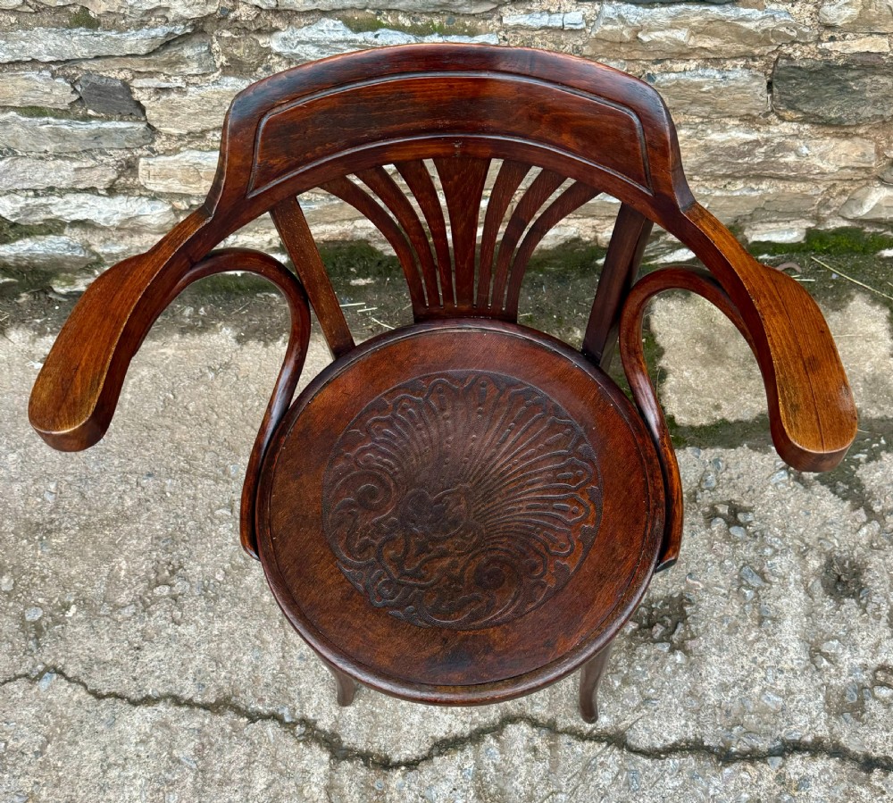 Antique Thonet Bentwood Chair View VIII