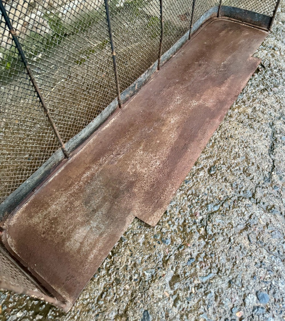 Victorian Fire Guard View XV