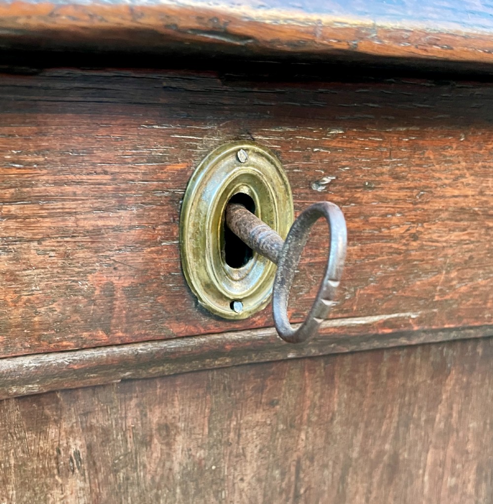 18th Century Oak Panelled Coffer View XI