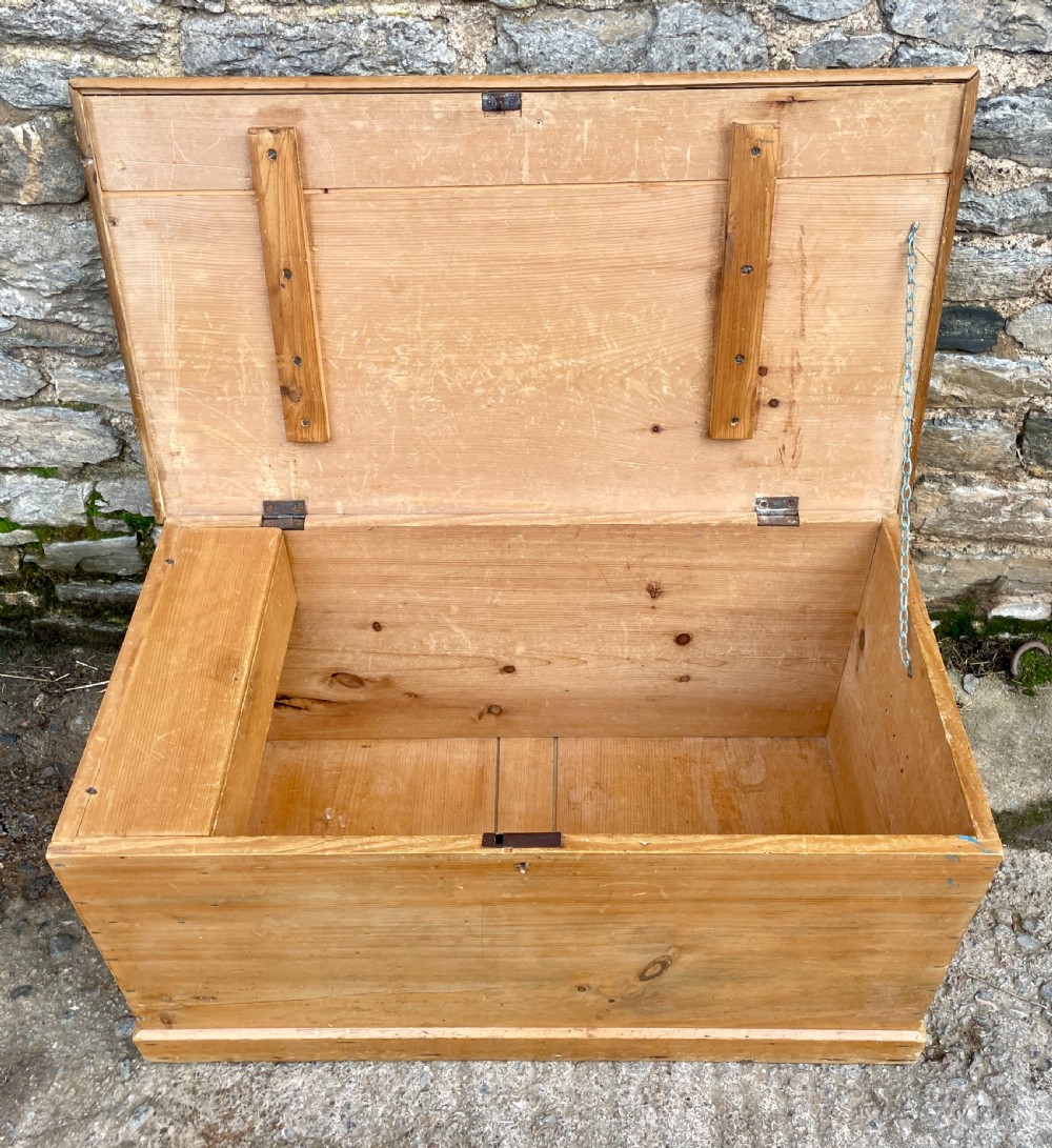 Antique Pine Blanket Box View V
