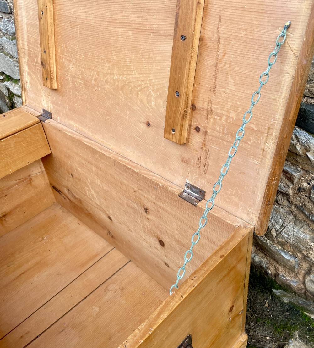 Antique Pine Blanket Box View XI