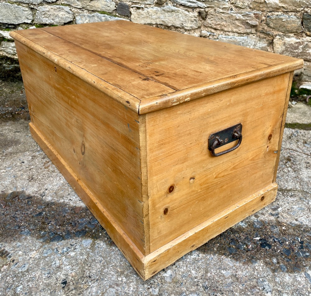 Antique Pine Blanket Box View XIV
