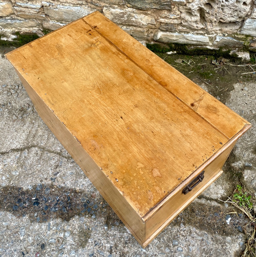 Antique Pine Blanket Box View XIX