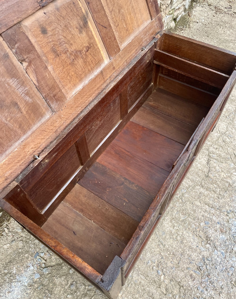 18th Century Oak Coffer View XIV