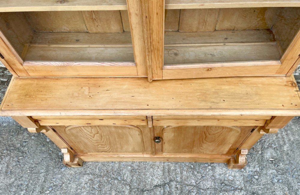Antique Pine Dresser View XXV