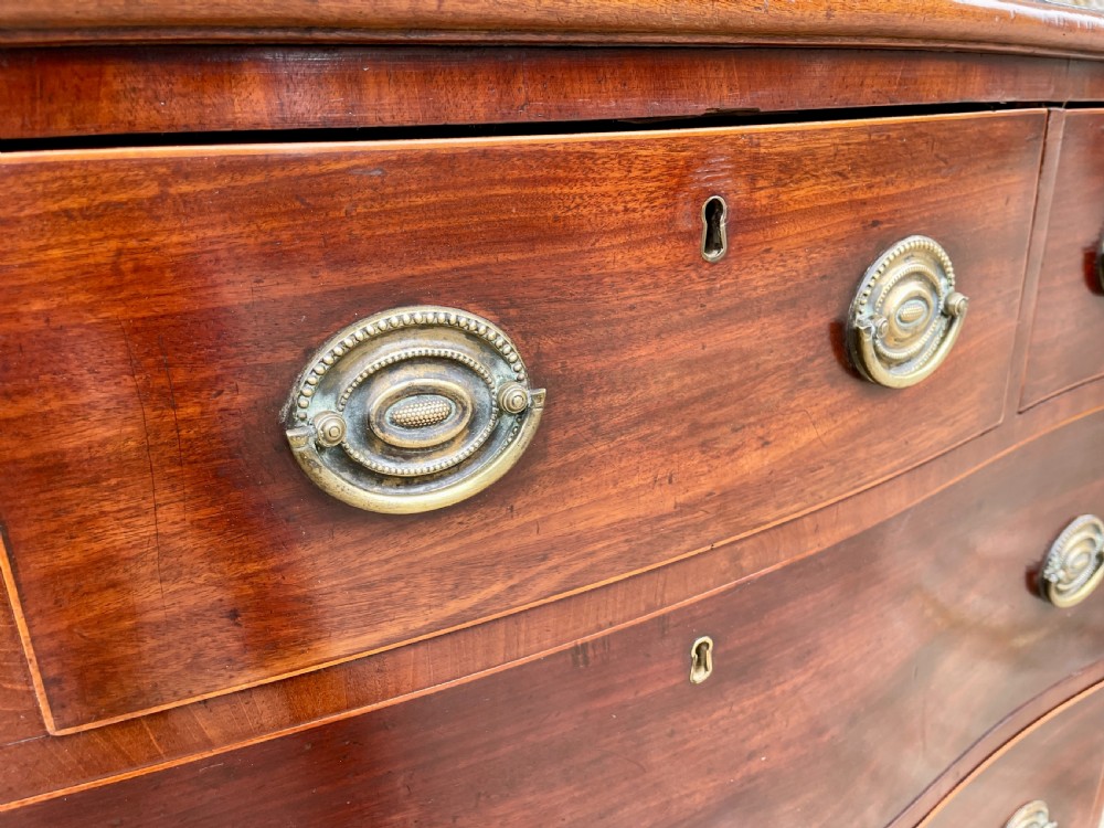 Georgian Mahogany Serpentine Chest of Drawers View XVI