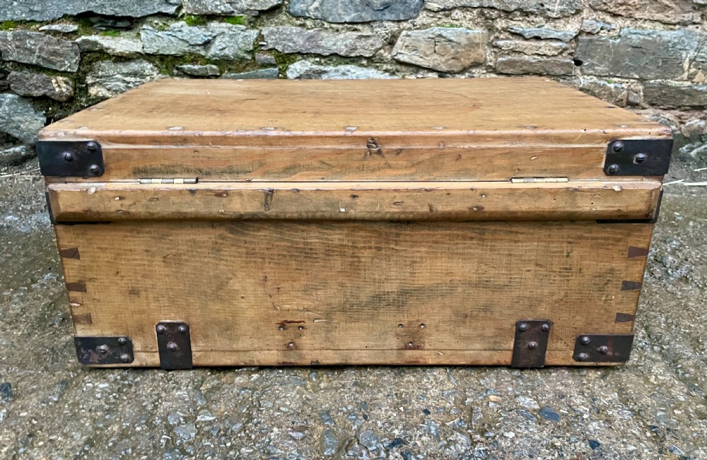 Antique 1914 Military Pine Chest View XV