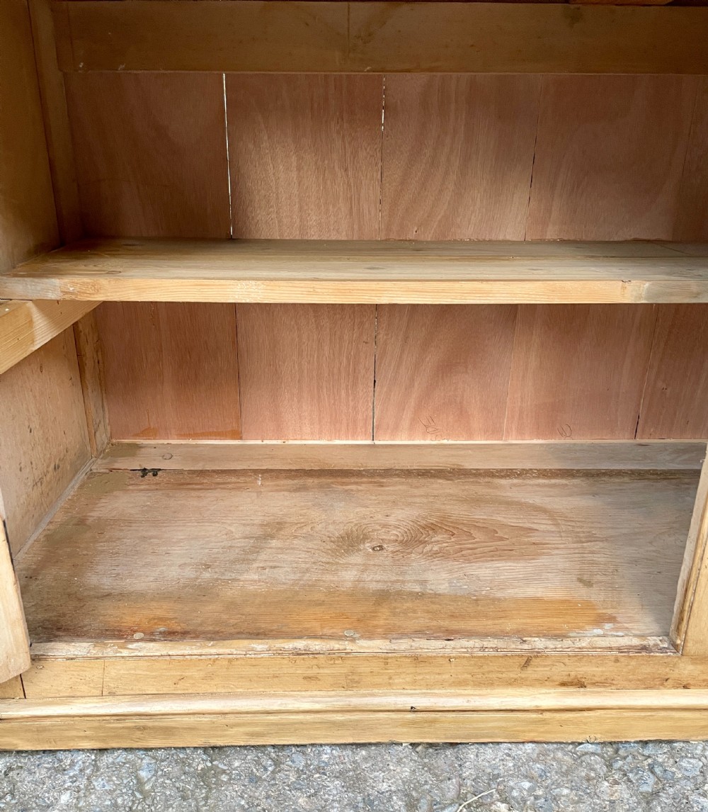 Large Victorian Pine Dresser Base View XXIV