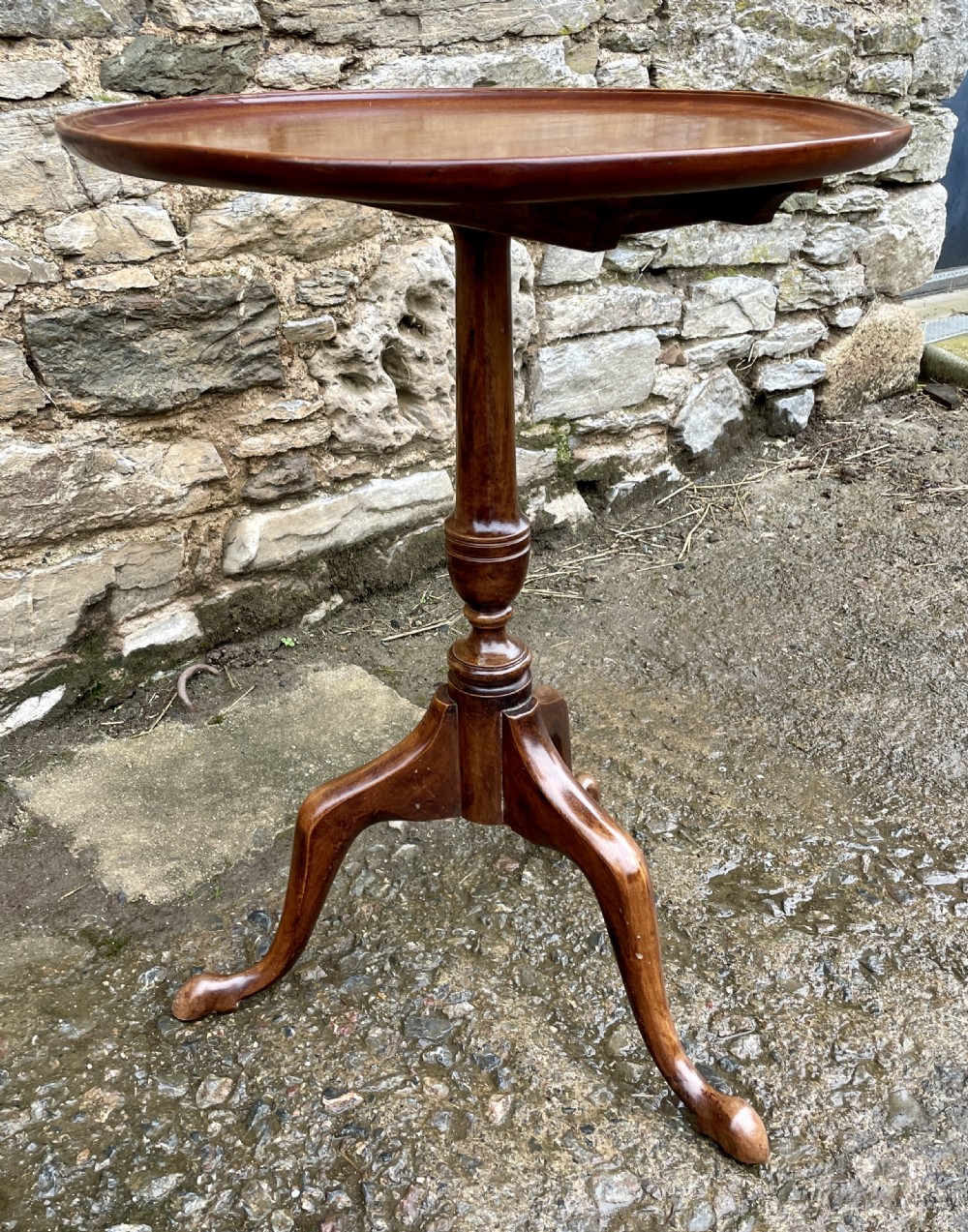 Georgian Mahogany Tilt-Top Wine Table View XV